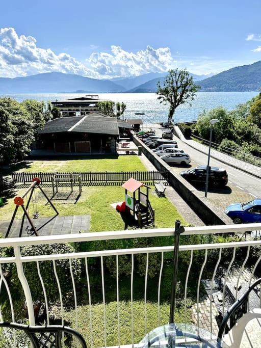 Lilly Del Lago Maggiore Castelveccana Exterior photo
