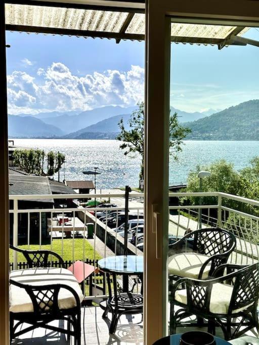 Lilly Del Lago Maggiore Castelveccana Exterior photo